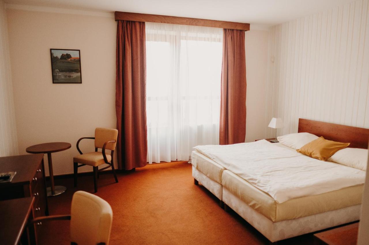Golf Hotel Austerlitz Zewnętrze zdjęcie