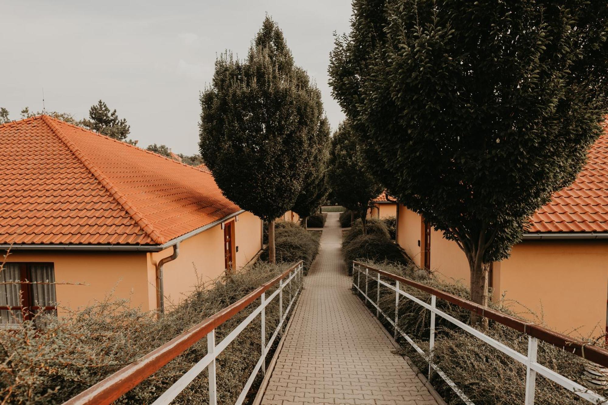 Golf Hotel Austerlitz Zewnętrze zdjęcie