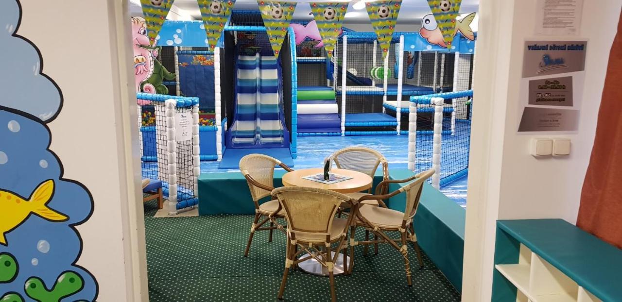 Golf Hotel Austerlitz Zewnętrze zdjęcie