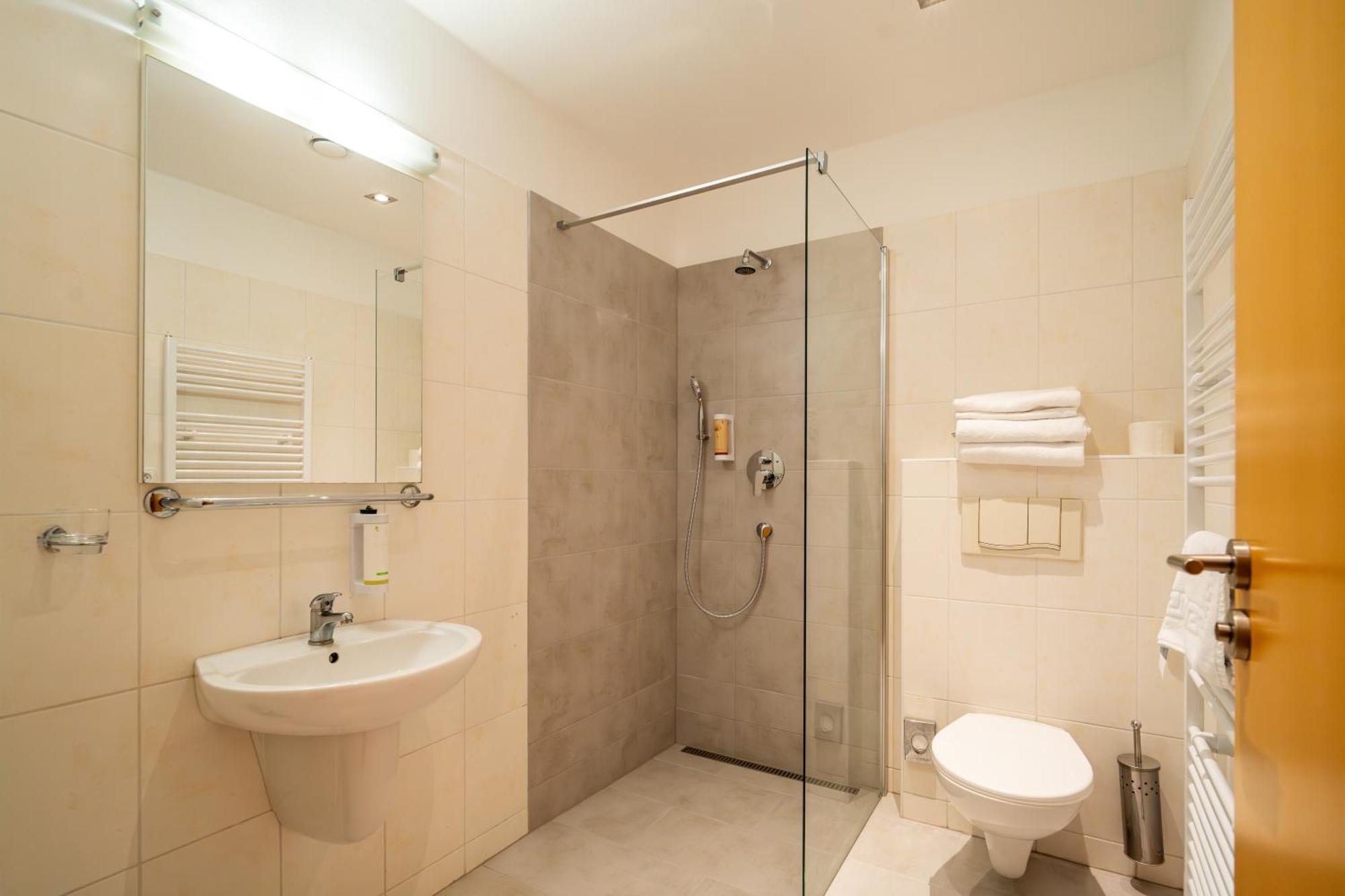 Golf Hotel Austerlitz Zewnętrze zdjęcie