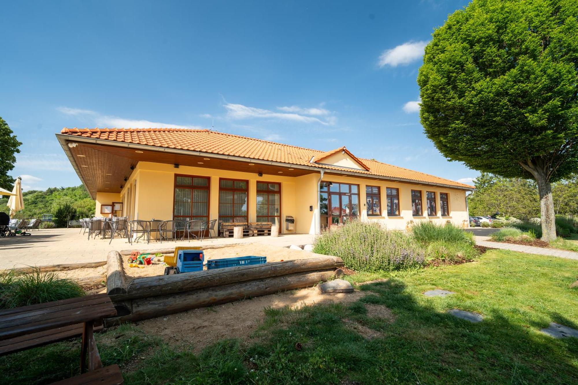 Golf Hotel Austerlitz Zewnętrze zdjęcie