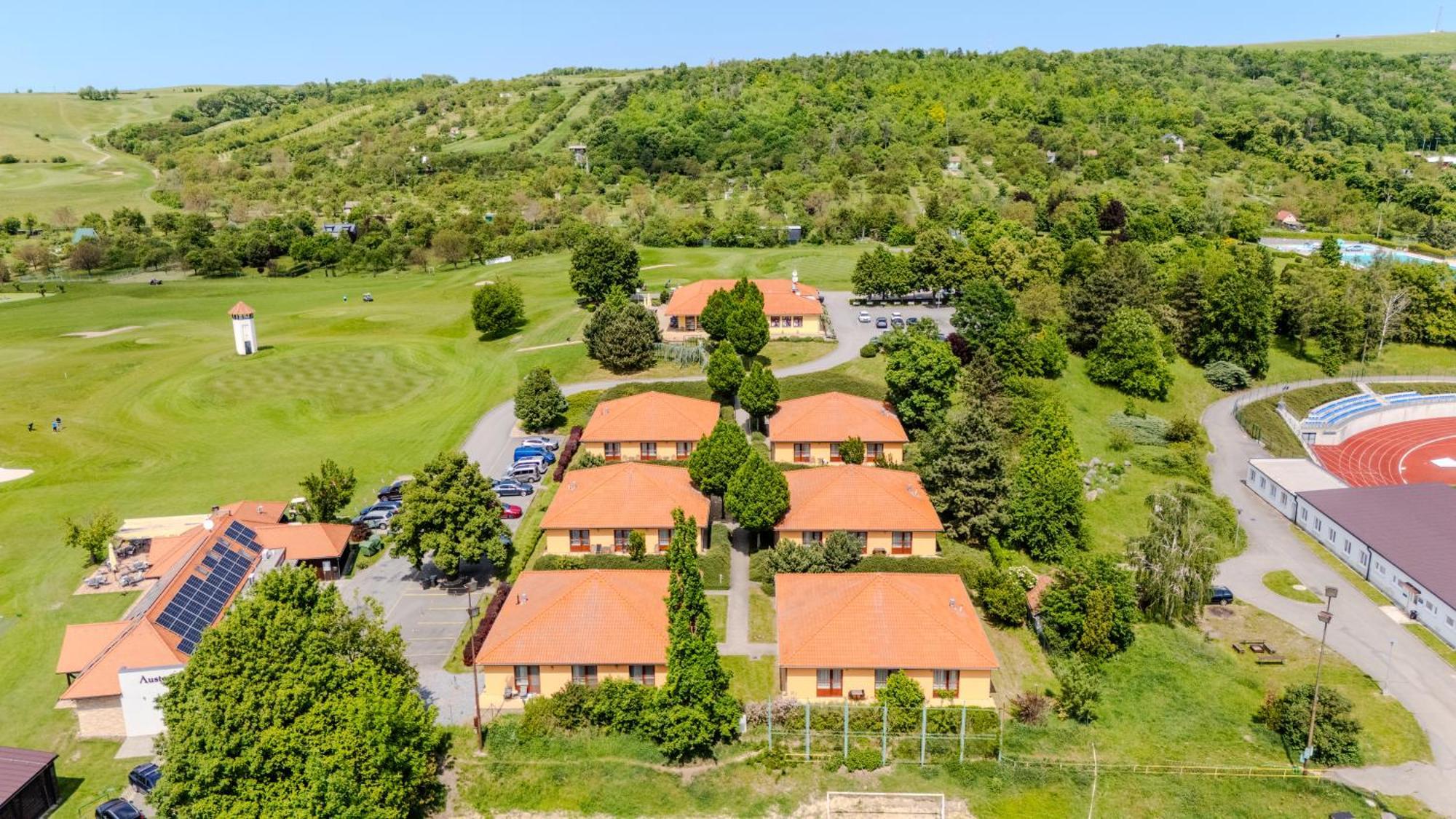 Golf Hotel Austerlitz Zewnętrze zdjęcie